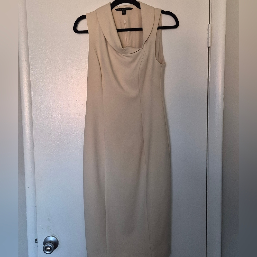 Chic Beige Sleeveless Midi Dress